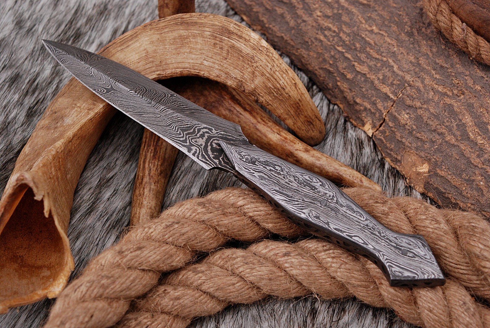 hand forged Damascus steel dirk stiletto machete knife poniard leather sheath