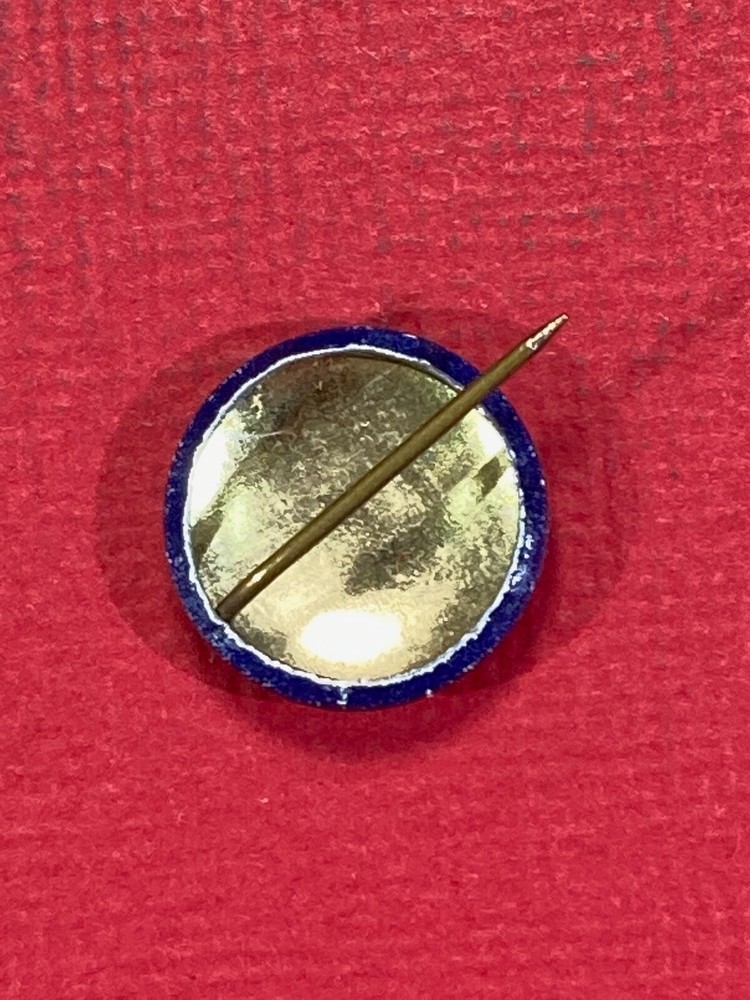 Vintage Red Cross Button / Pin