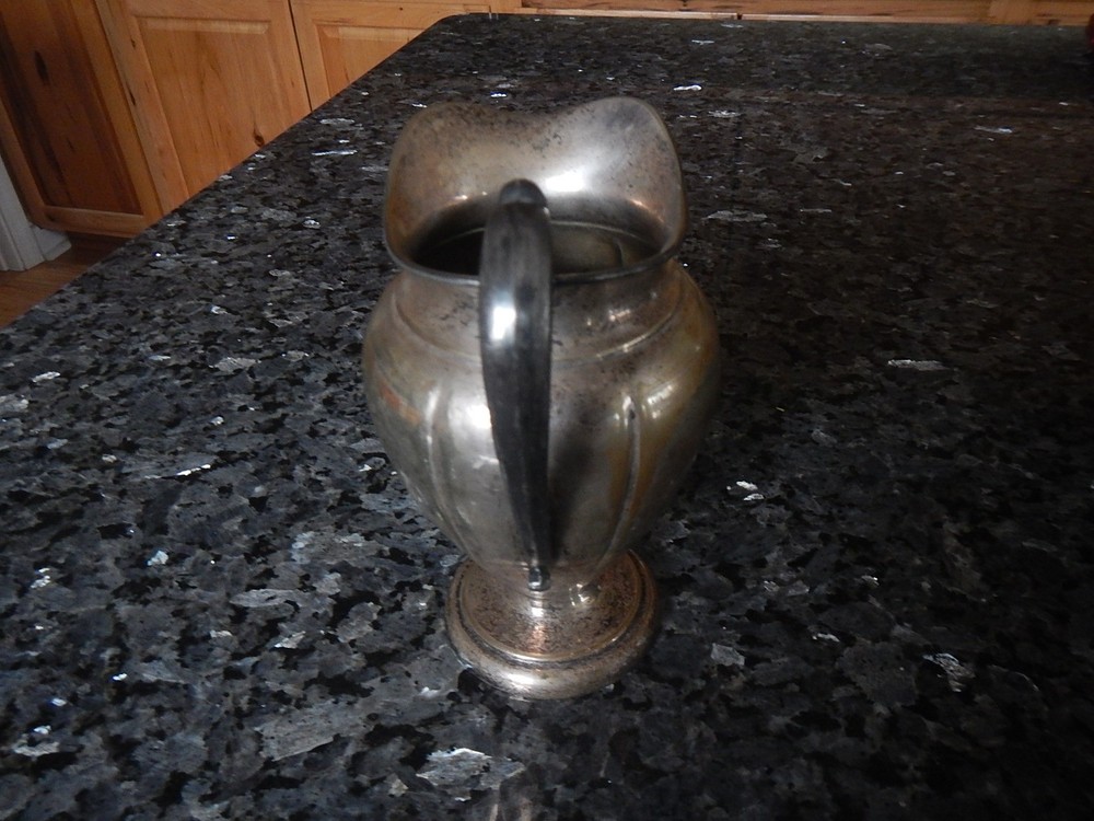 Vintage Crescent silver Mfg Co. Silver Plate Creamer / small pitcher