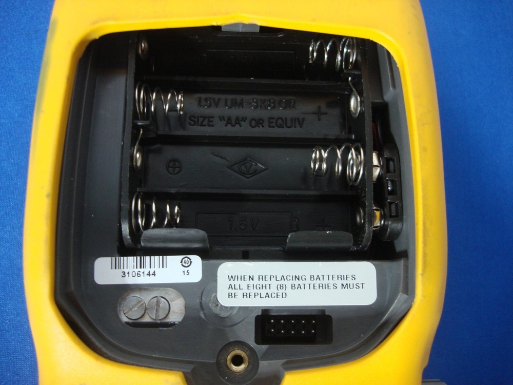 Fluke 719 Pro 300G Pressure Calibrator w/ Case