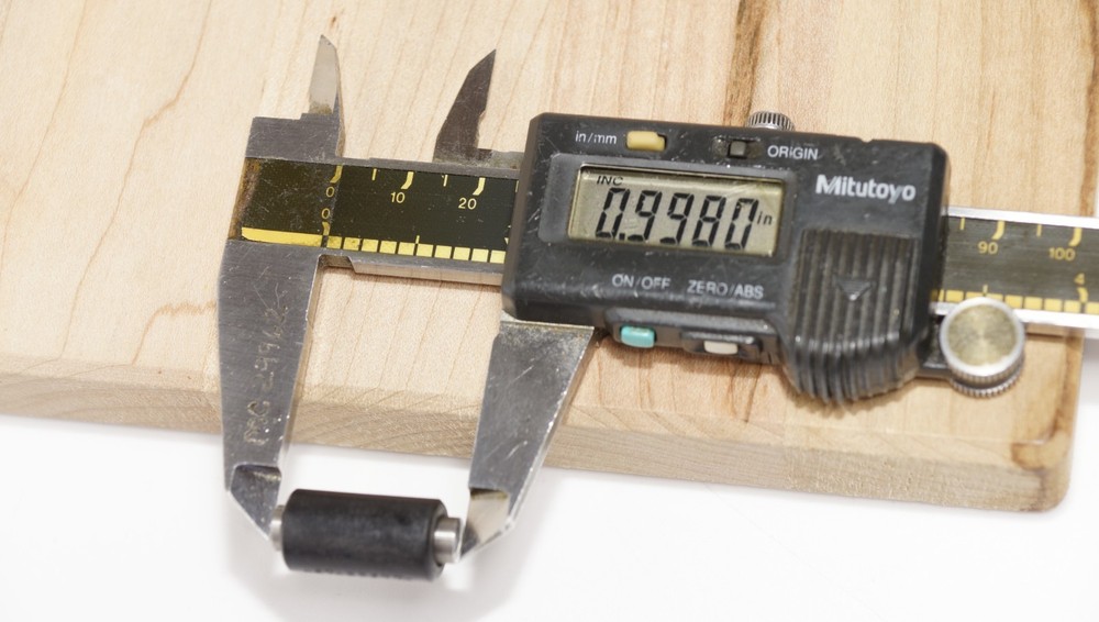 Mitutoyo Absolute Digimatic 0-6" Digital Caliper