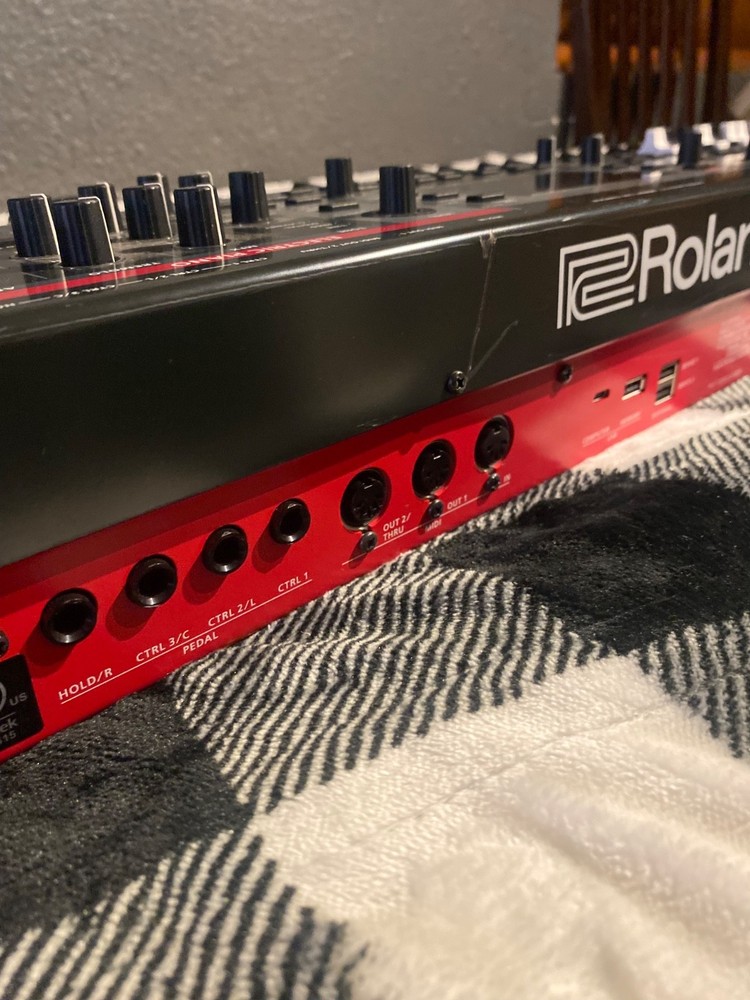 Roland V-STAGE76 76-Note Performance Keyboard (Damaged )