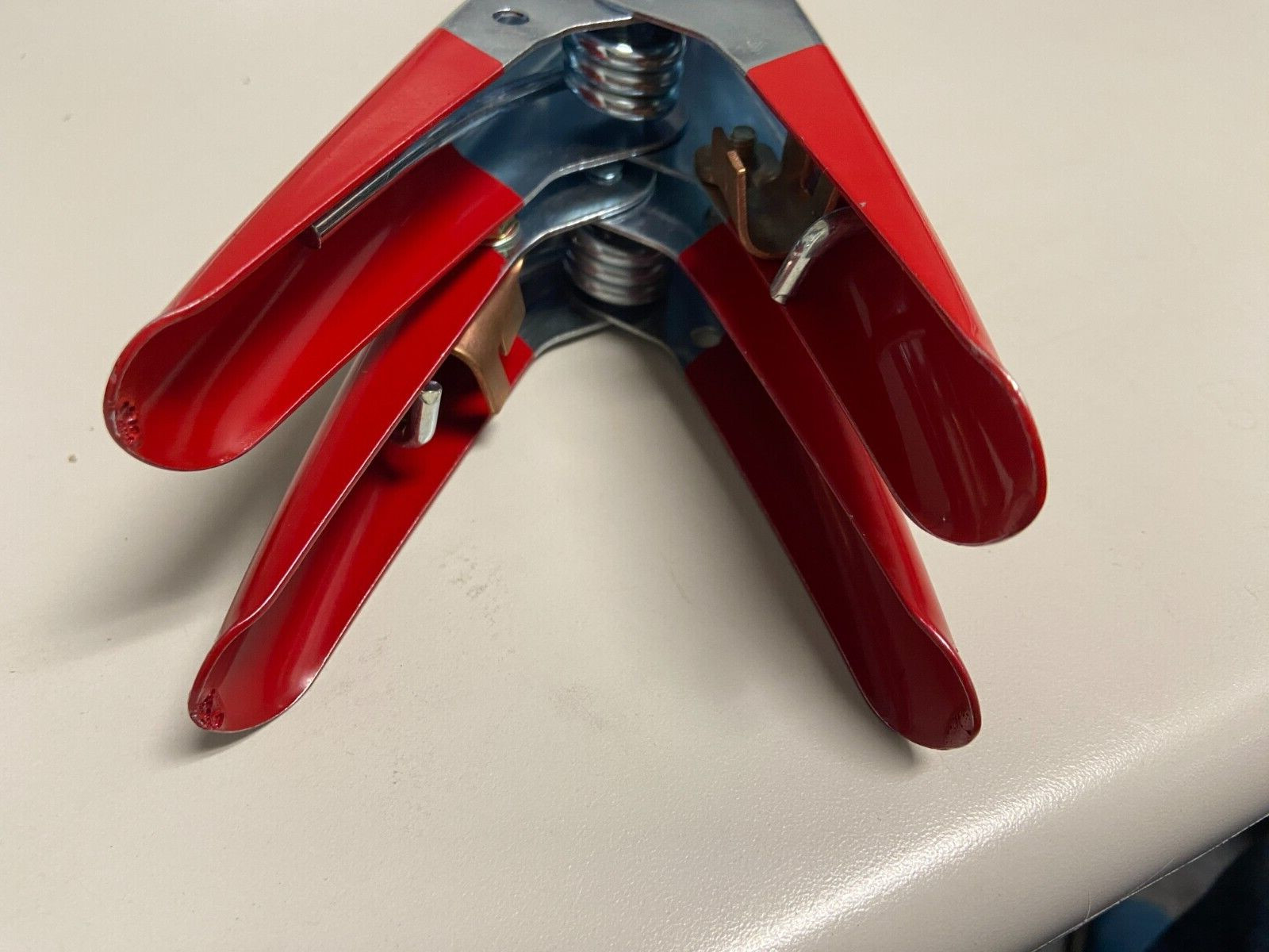 LOT OF 2 RED Battery Booster Cable Parrot Clamps HEAVY DUTY 600 AMP Jumper