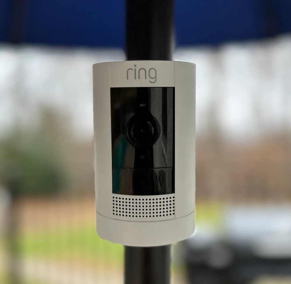 RING Stick Up Cam - Pole Mount