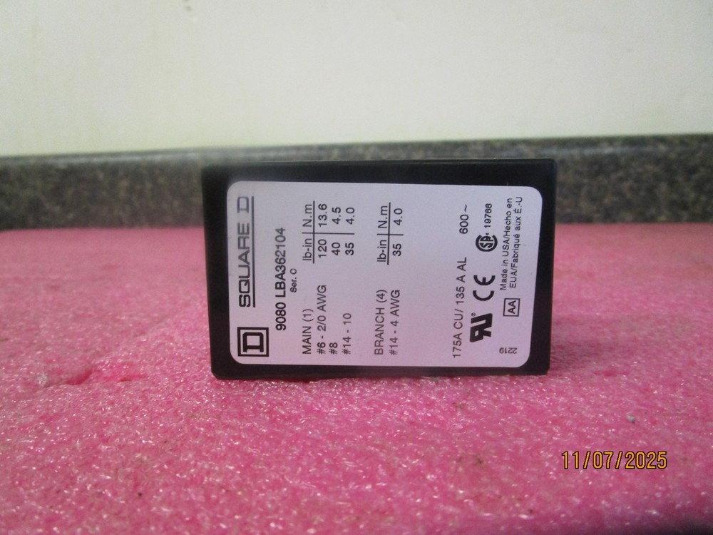 NEW OPENED BOX - Square D 9080LBA362104 Power Distr Block