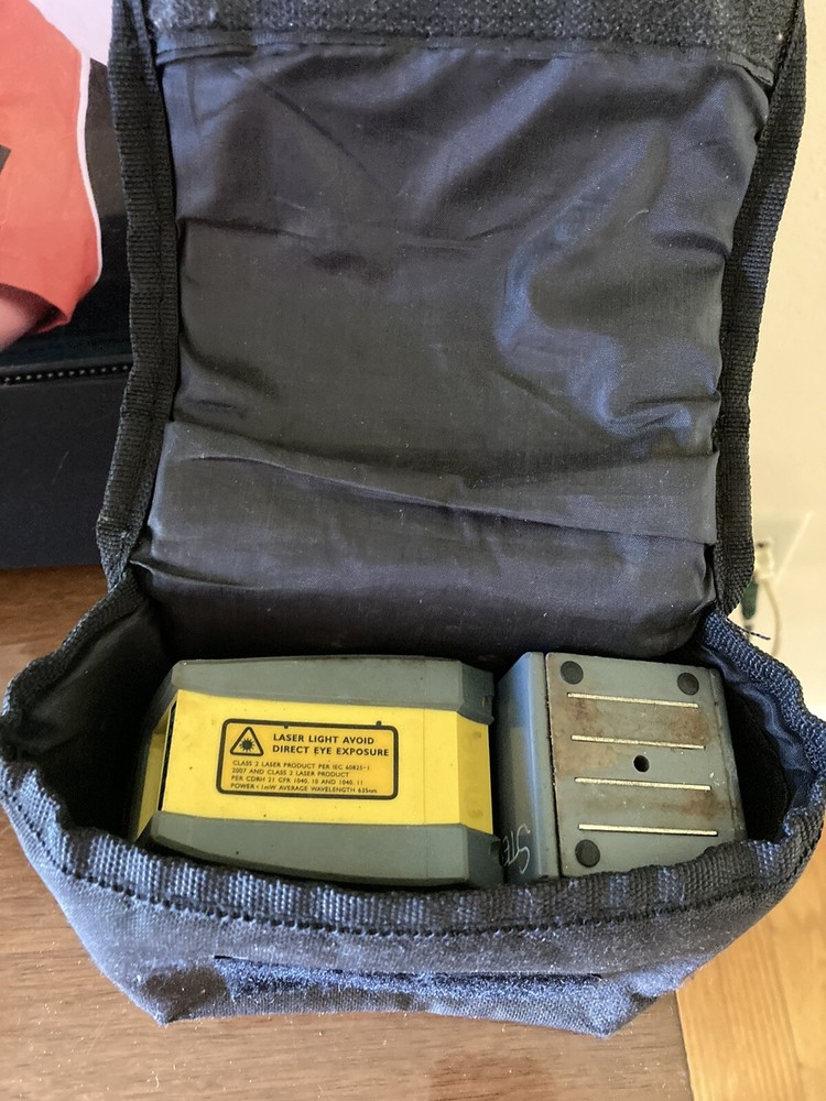 LP30 Spectra Precision Red 3-Beam Laser pointer Layout Tool W/ Bag