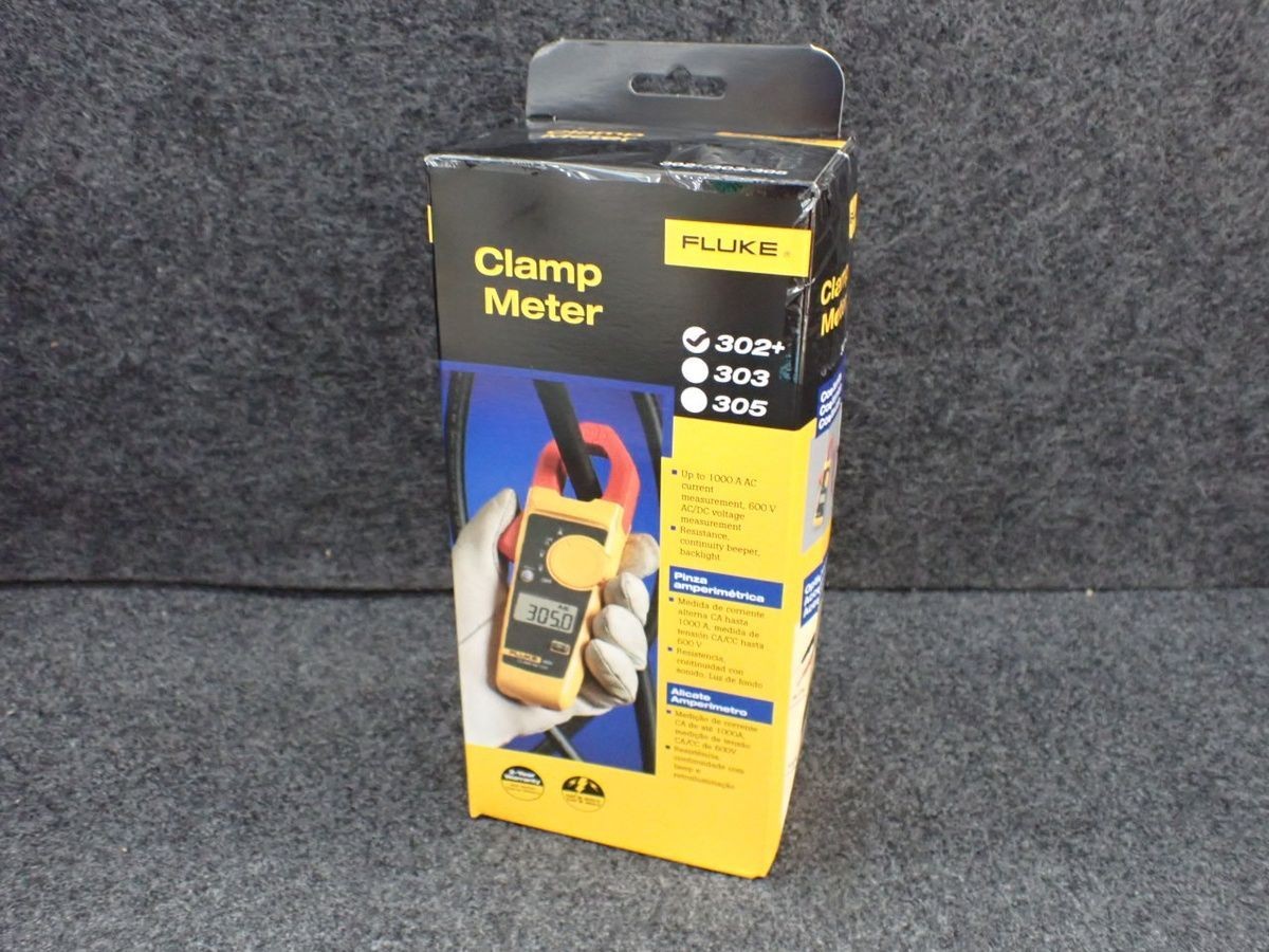 FLUKE 302+ Digital Clamp Meter, 30mm Jaw, 600 VAC/DC, 400A