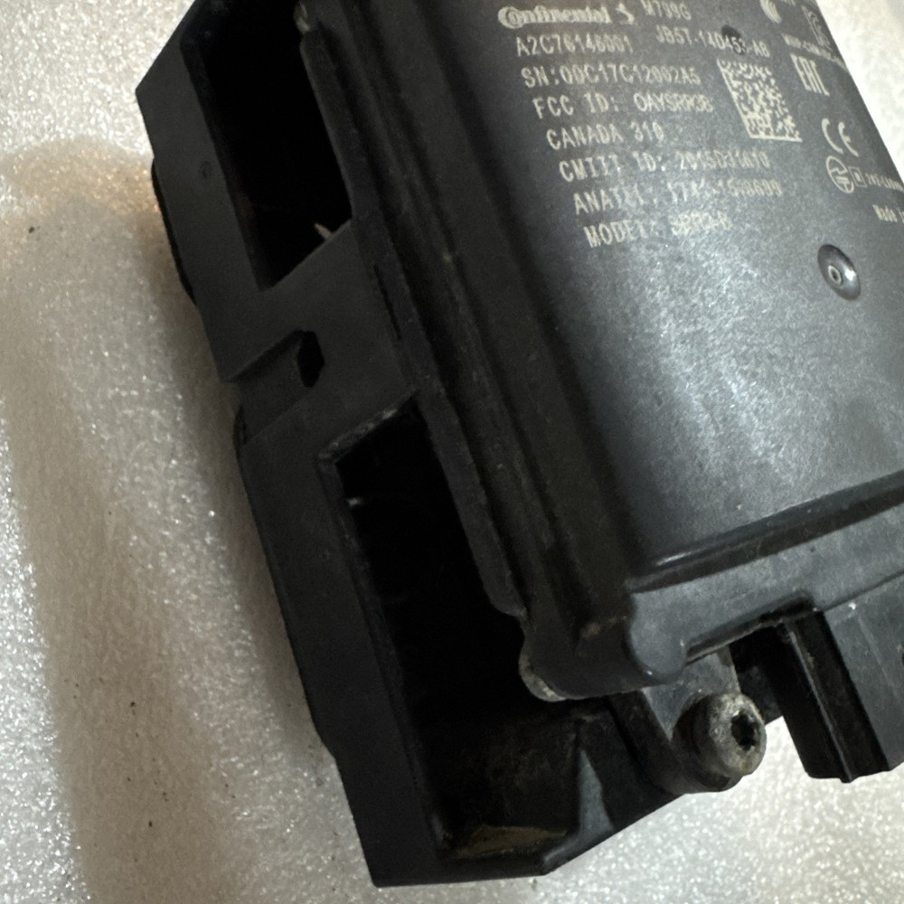 2016-2019 FORD EXPLORER Blind SPOT SENSOR right side OEM￼