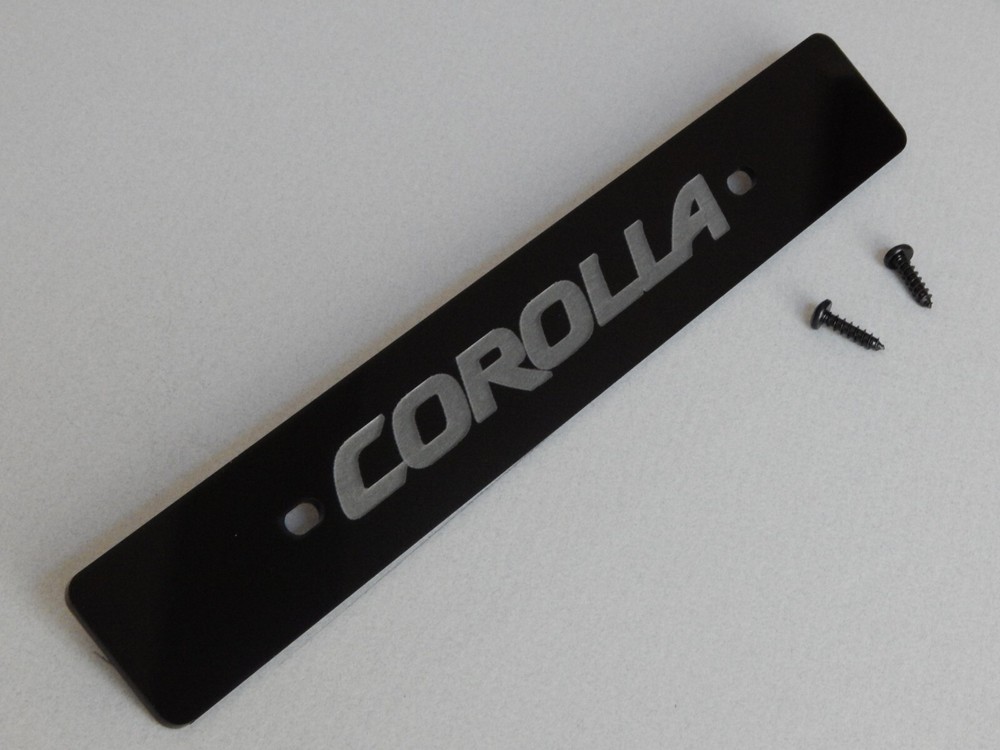 *US LP Mount solid acrylic Front license plate delete engraved with COROLLA