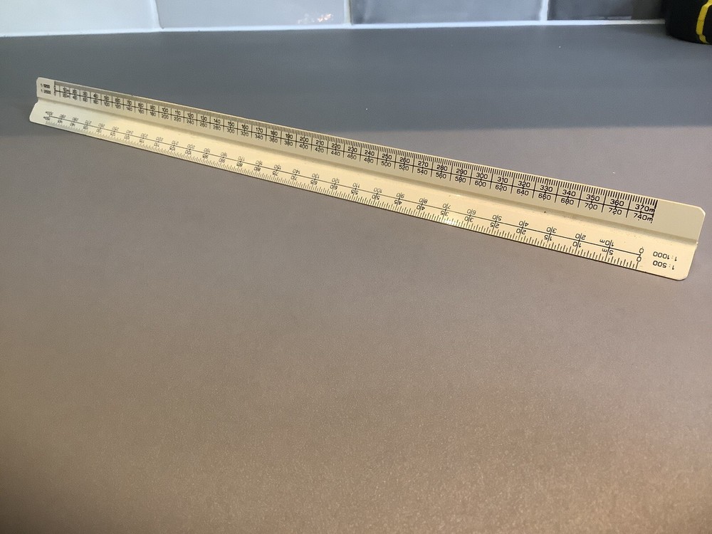 Vintage Blundell Harling Triangular Architects / Engineers Metric Scale Rule