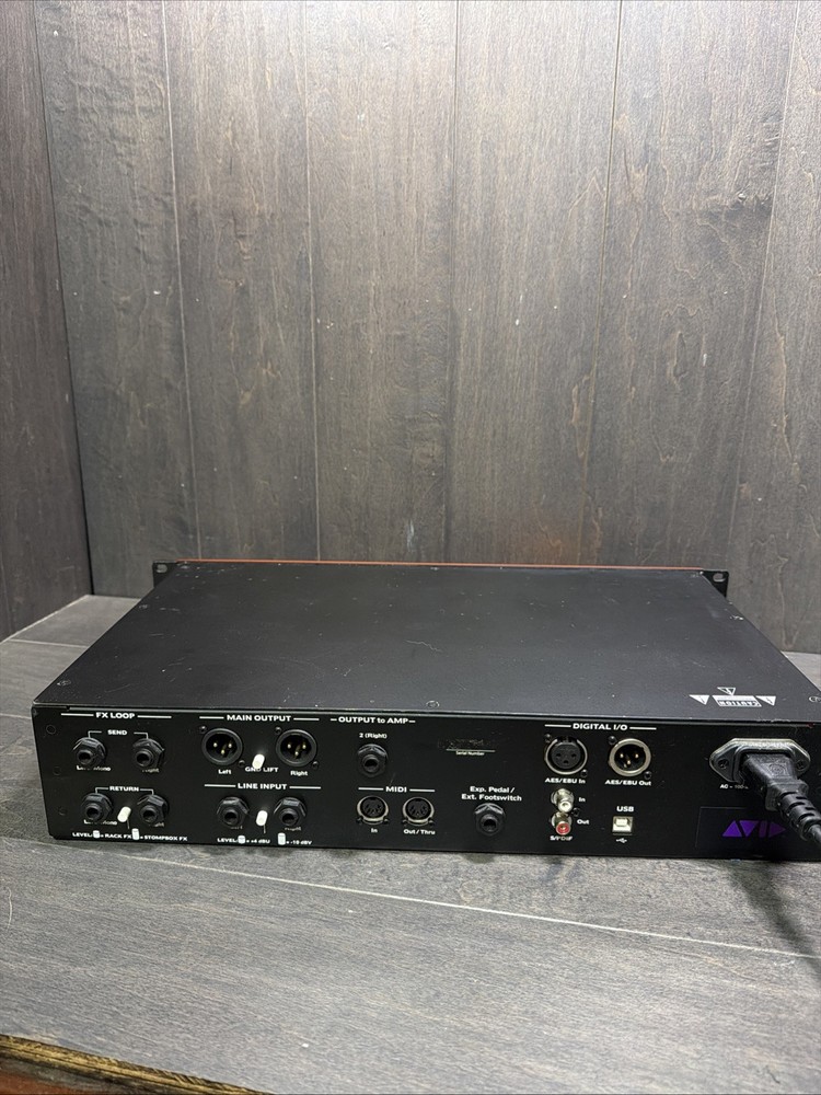 Avid Eleven Rack Guitar Preamp Audio Interface V2.0.1