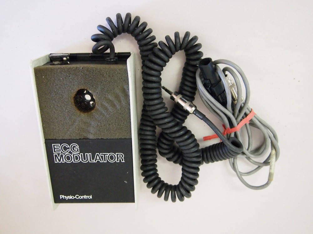 PHYSIO-CONTROL ECG EKG System FOR PARTS AS IS AS SHOWN UNTESTED