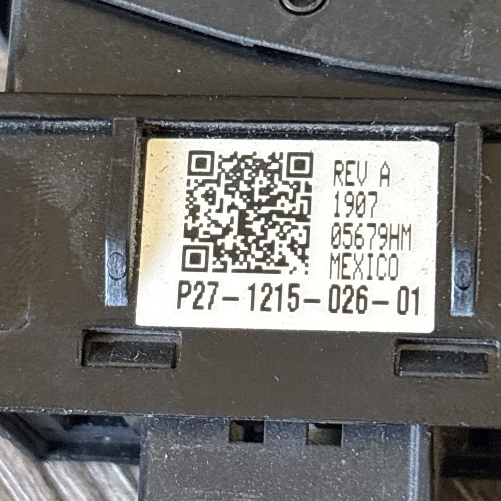 PETERBILT HAZARD WARNING SWITCH SUPERSEDED P27-1215-026-01