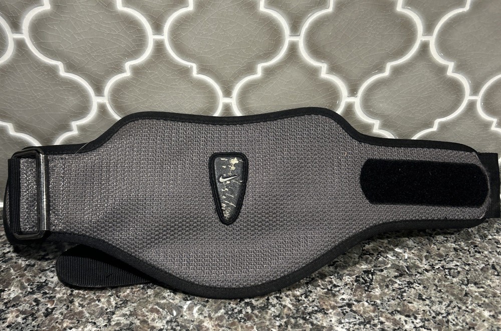 Nike Weight Lifting Training Belt Back Support Kids Size Small