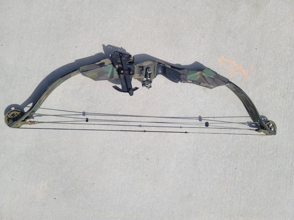 PSE Graphite Fireflite Elite Series Compound Bow