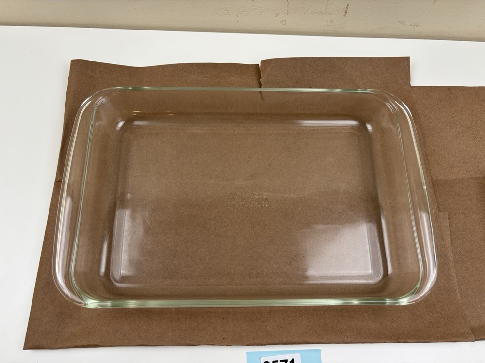 Pyrex 233-n Vintage Baking Dish Clear