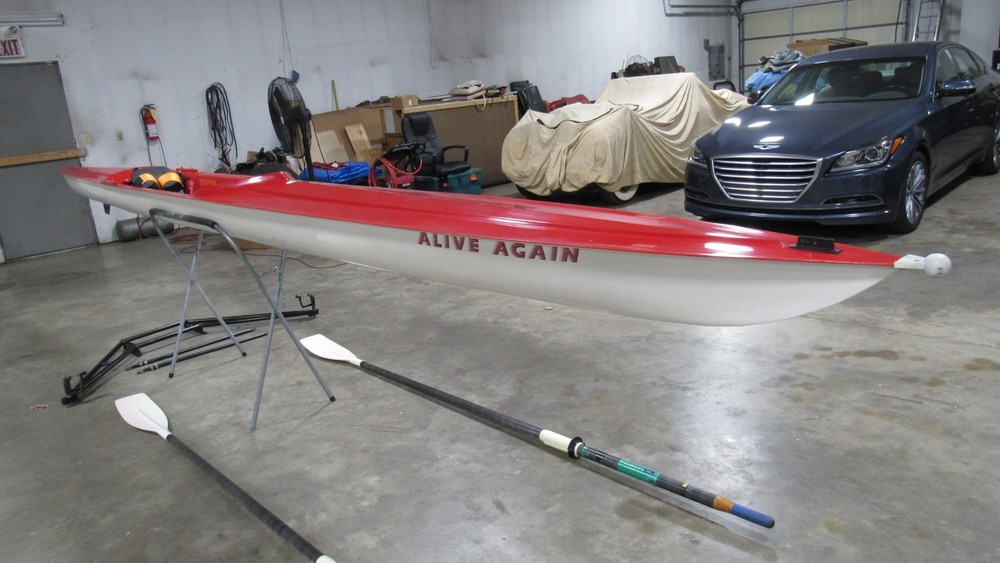 ROWING SCULL SHELL