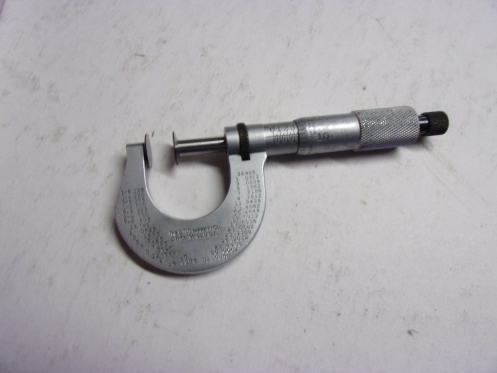 STARRETT  #256 Disc Micrometer  0-1".  .001"      used