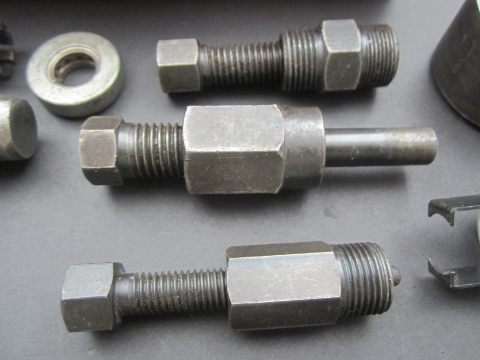 HUGE LOT OF AUTOMOTIVE AIR CONDITIONING TOOLS -- ROBINAIR