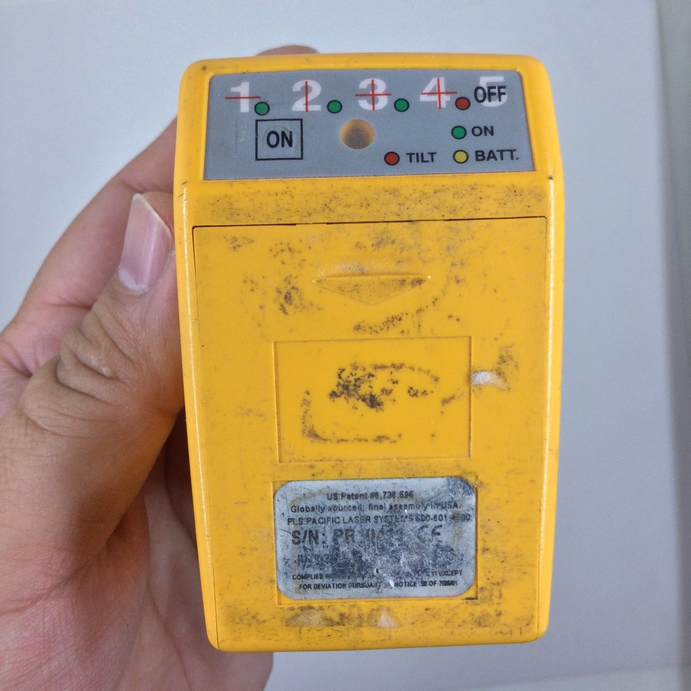 PLS 2 Cross Line Red Palm Laser Level (PLS2)
