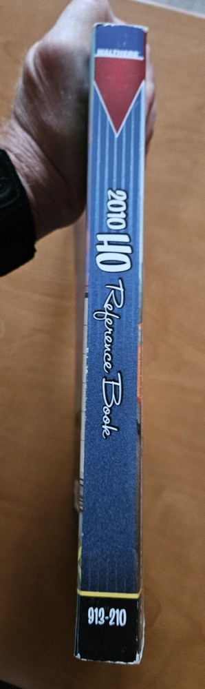 Walthers 2010 HO Mode Railroad Reference Book