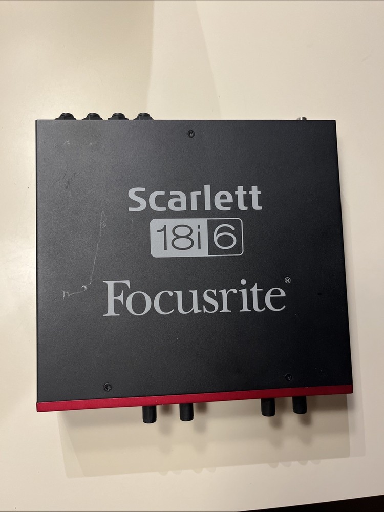 Focusrite Scarlett 18i6 Audio Interface w/ power supply