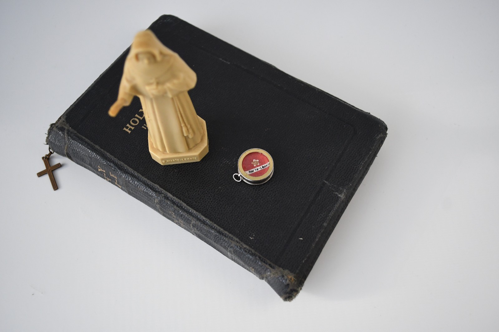 Antique Catholic Relic - Mother Marie-Leonie Paradis - 1840-1912 1st Class Seal