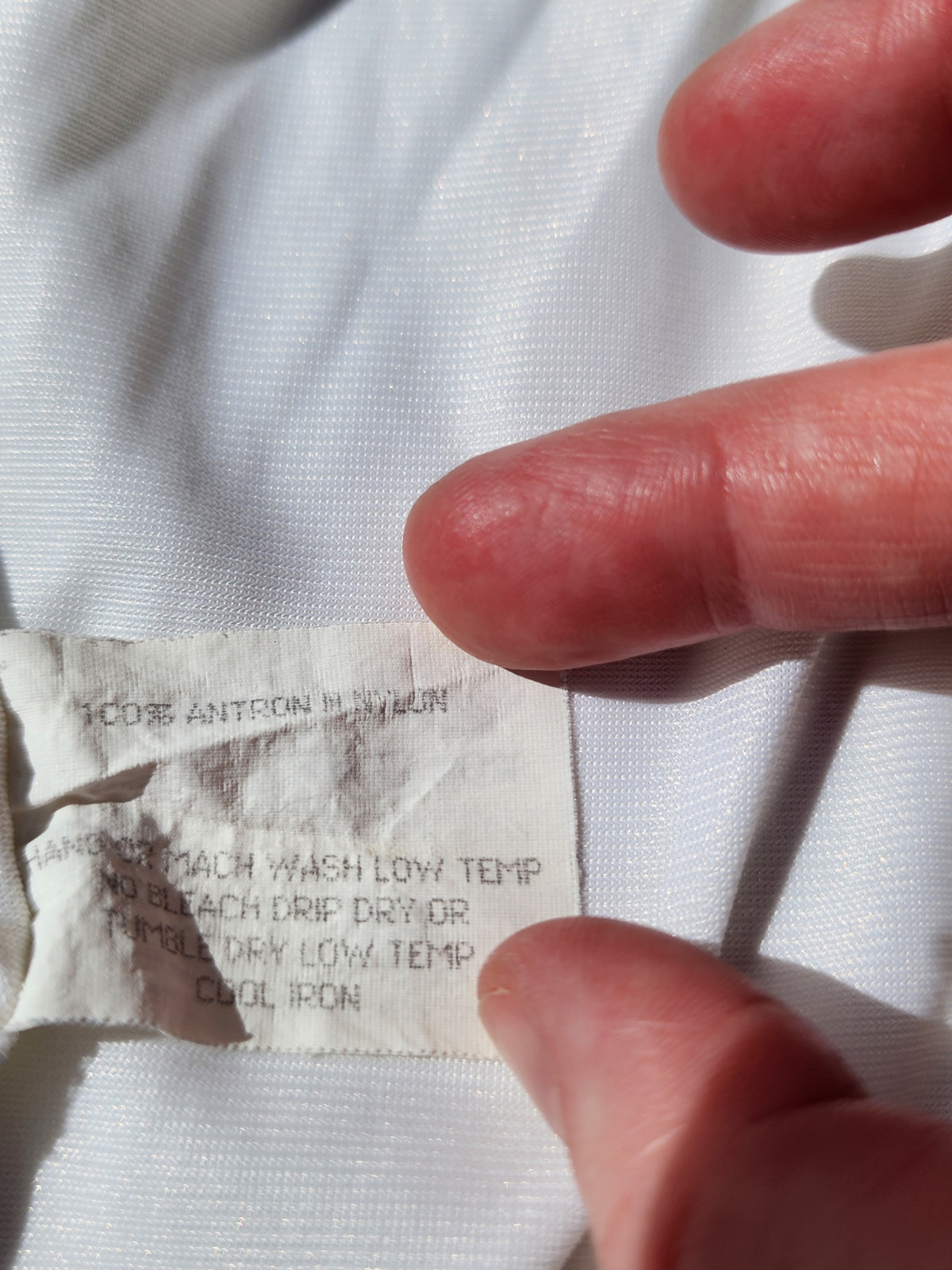 Vintage Wonder Maid Lingerie Slip Womens 42 White Non Cling Nylon Style 2911