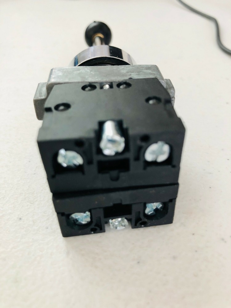2-Position Wobble Switch Joystick Controller, Return Spring