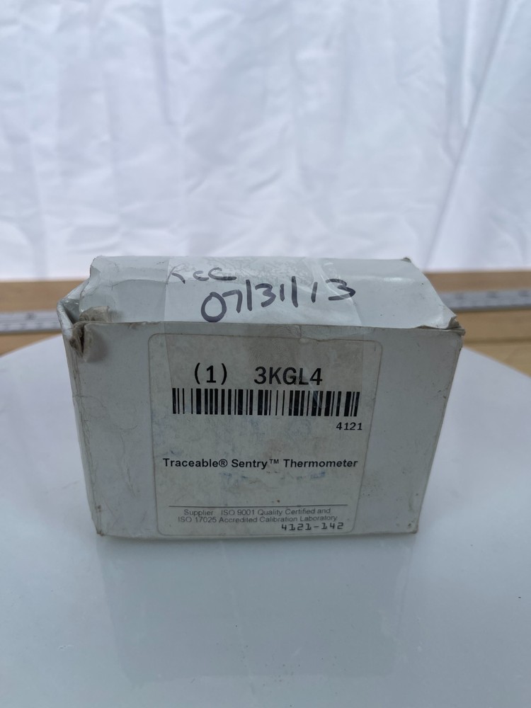 Traceable Sentry Thermometer 3KGL4 Digital Probe Control Company