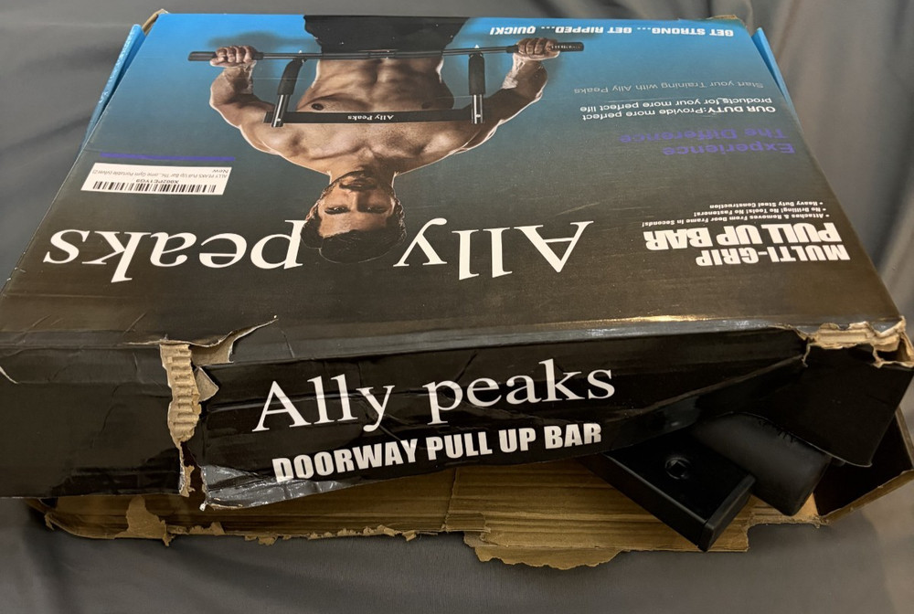 Ally Peaks Doorway Pull-Up Bar (Complete / Open Box)