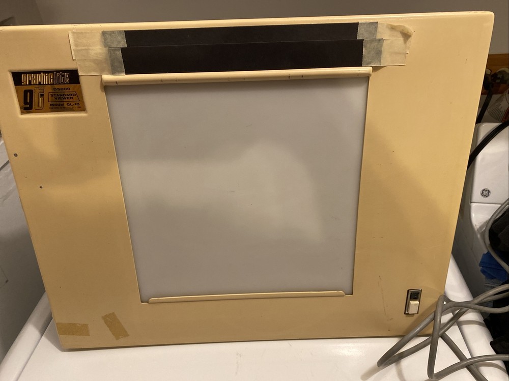 Graphic Lite transparency viewer model GL-10 Light Table Desk True Color