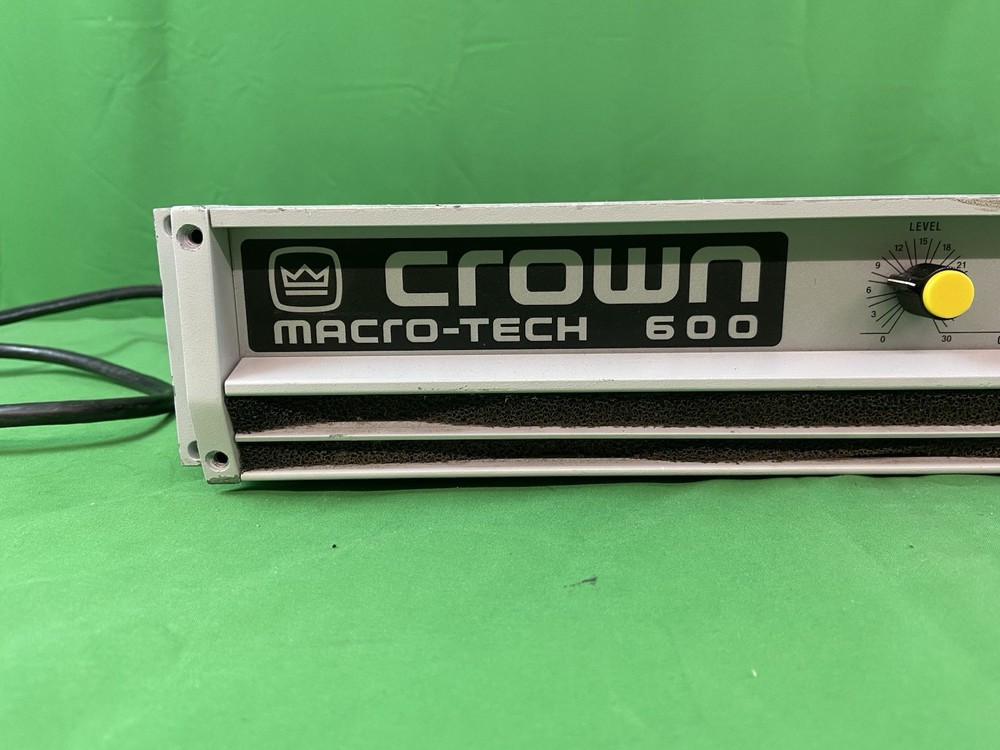 CROWN MACRO-TECH 600, 2 CHANNEL POWER AMPLIFIER