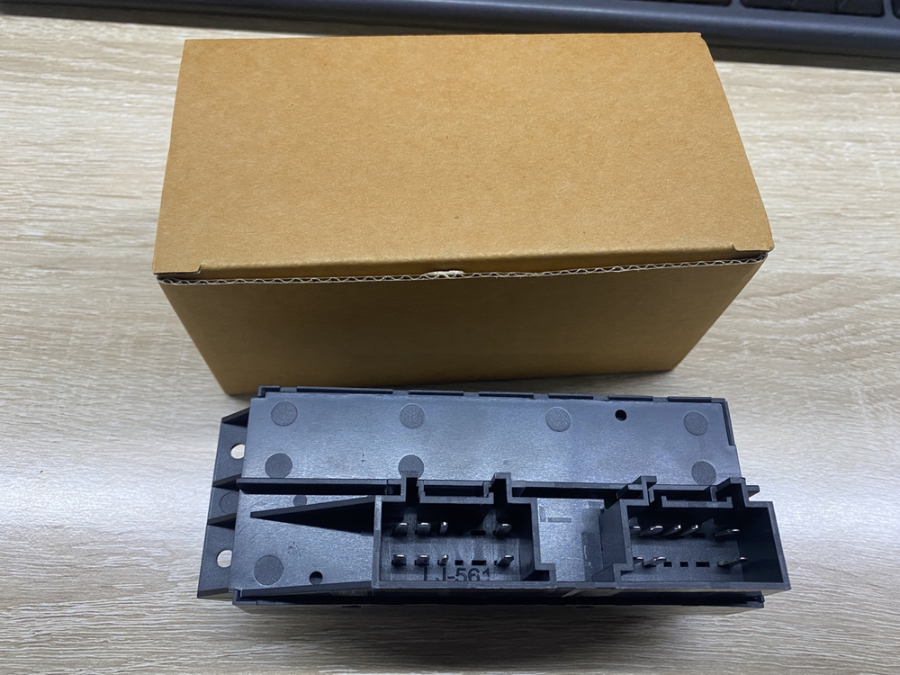 For 1999 -2002 Chevy Silverado GMC Sierra Master Power Window Switch Front Left*