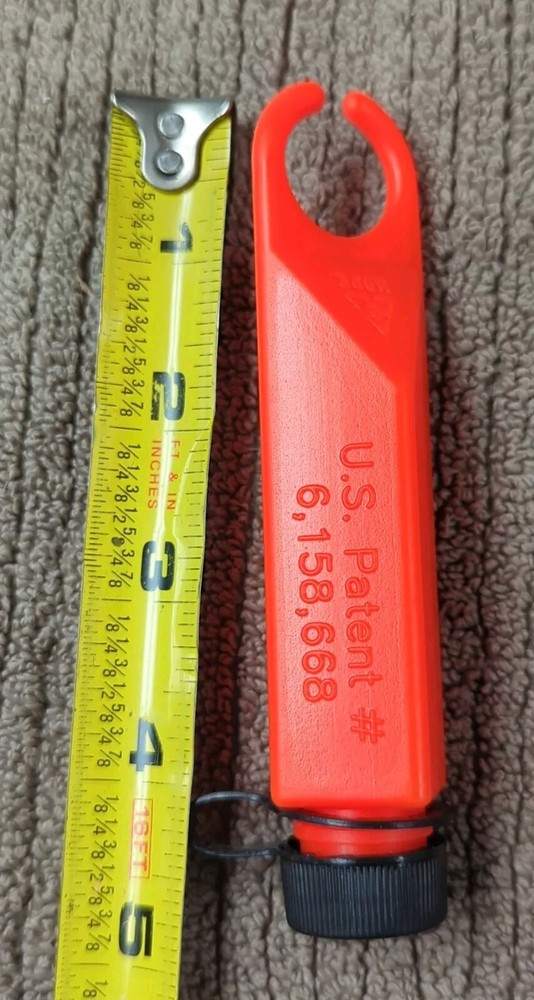 Deer Lure Scent Dispenser - Reusable / Visible ~ New