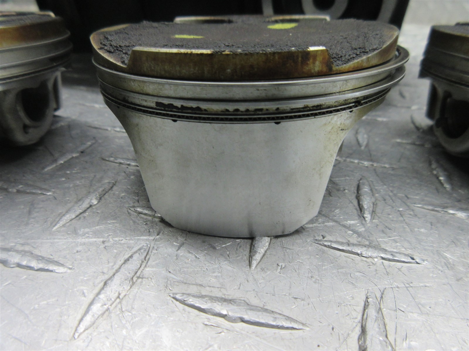 2009 08-11 Kawasaki ZX14R ZX14 Crankcase Case Engine Motor Block Piston **READ**