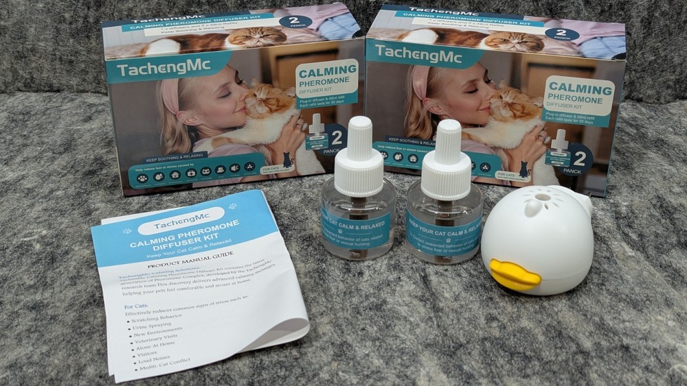 4 Pack TachengMc Cat Calming Diffuser, Cat Pheromones 2 Diffuser + 4 Refill 48ml