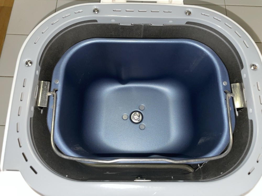 Open Box Breadman Bread Maker 3 Horizontal Loaf Sizes 8 Function TR520 2lb Model