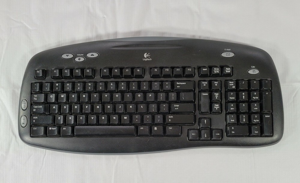 Logitech Cordless Desktop EX100 Keyboard
