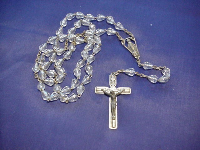 UNUSUAL Tear Drop Shaped ROSARY BEADS - Vintage - Clear - BEAUTIFUL CRUCIFIX