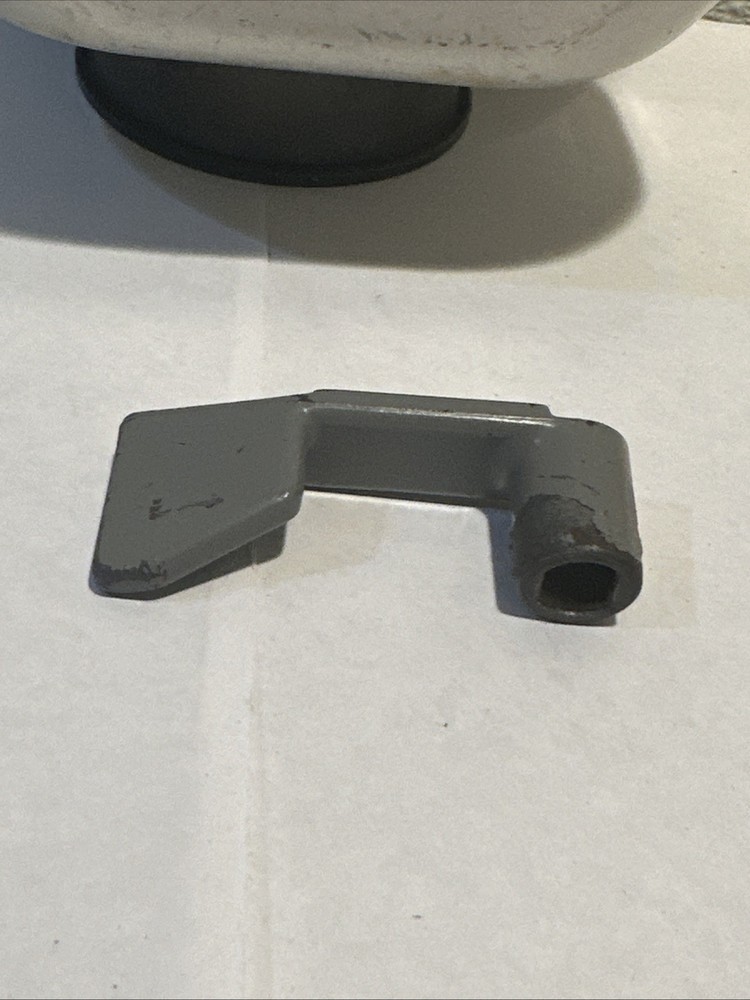 HitachiHB-C103 Bread Machine Pan & Paddle