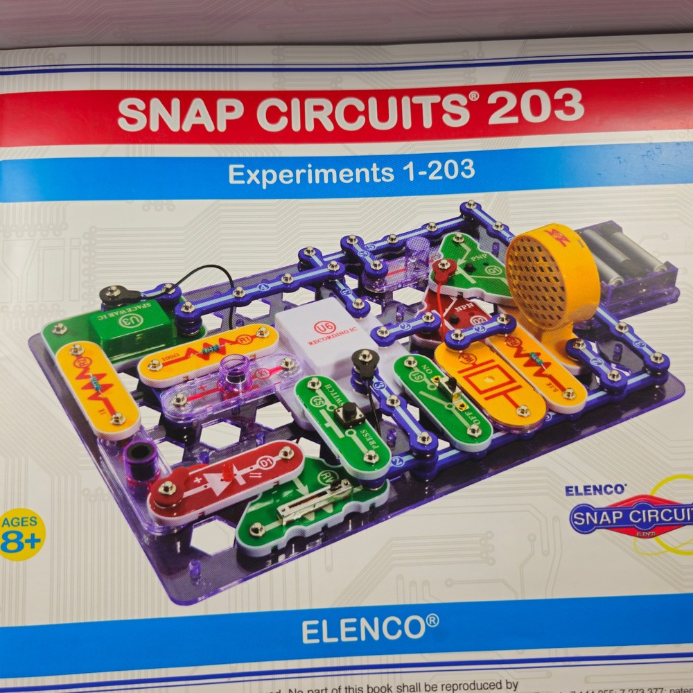 Snap Circuits 203 Elenco Jr. Electronics Kit 200+ Projects Complete w/ Manual