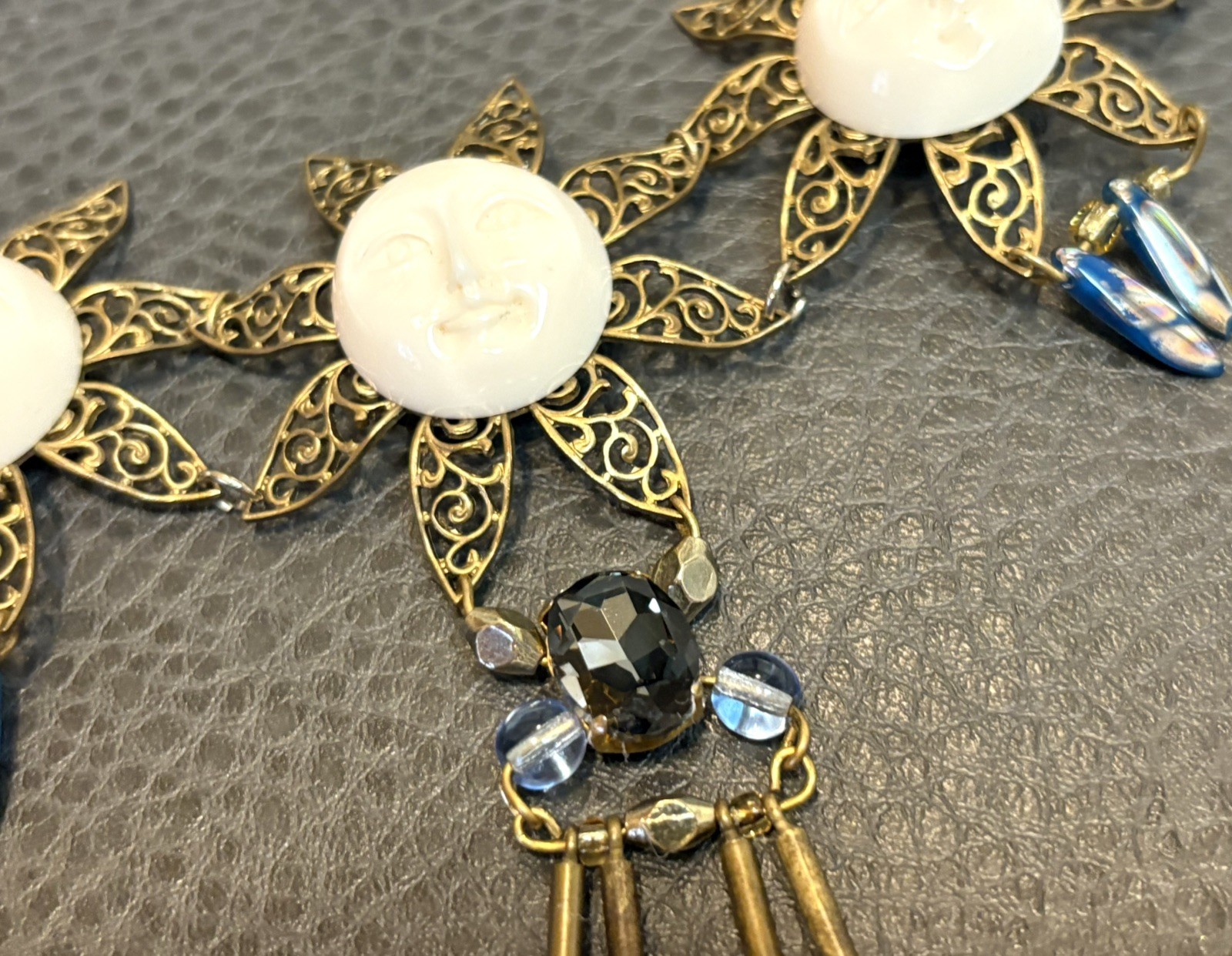 Holst + Lee Designer Celestial Sun Face Flower Chunky Necklace Gold Silver Tone