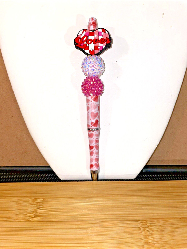 3 miscellaneous beaded pens with 1 ink refill each