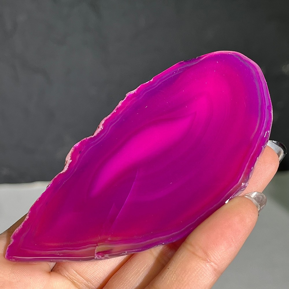 43G Colored agate flakes