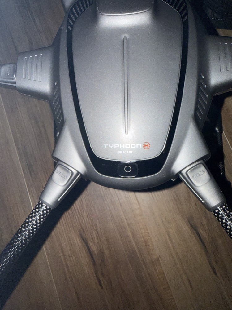 Yuneec Typhoon H Plus RTF Drone w/ C23 Camera & Intel Realsense w/ backpack