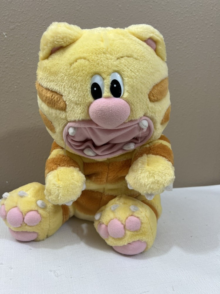 Rumpus 13” Plush Cat 1997