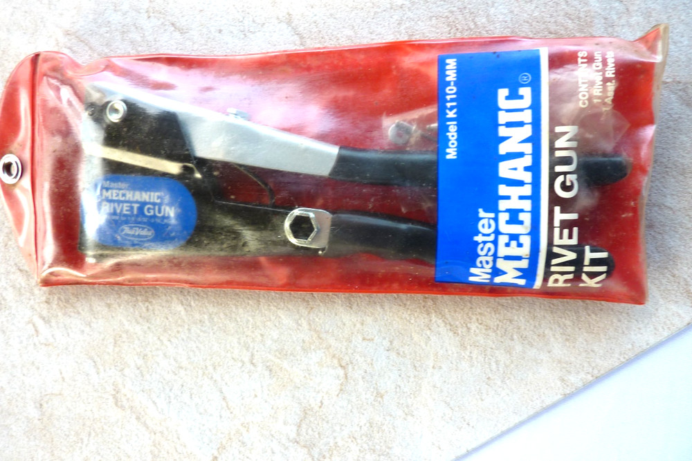 MASTER MECHANIC Rivet Gun Kit MODEL NO K110-MM