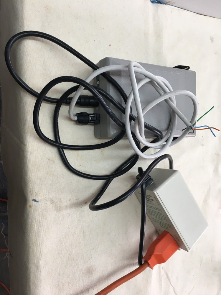 Stimulator Portable Controll Unit & Charger