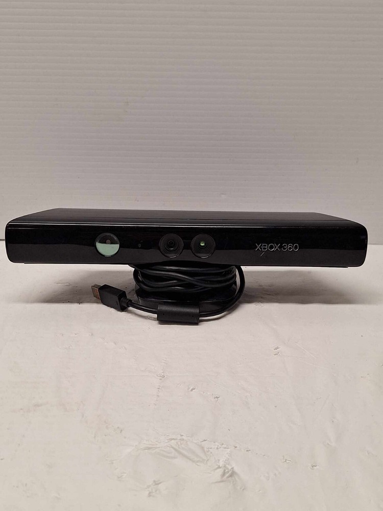 XBOX 360 KINECT MODEL 1414 - PREOWNED
